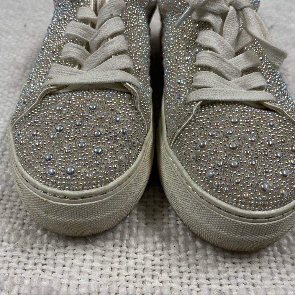 BETSey JOHNSON ✨Women's Rhinestone Embellished Sneakers✨7.5